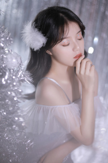 西川里音